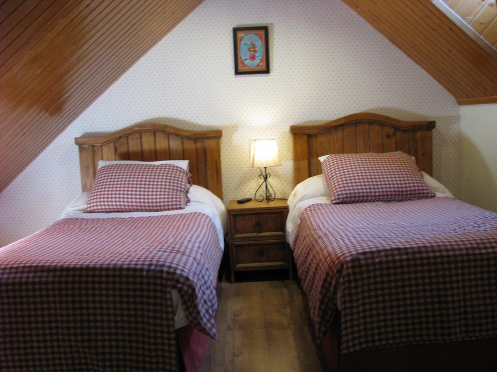 Aparthotel Sarrato Sallent De Gallego Bagian luar foto